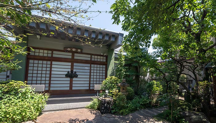 東京都杉並区にある慶安寺の外観写真