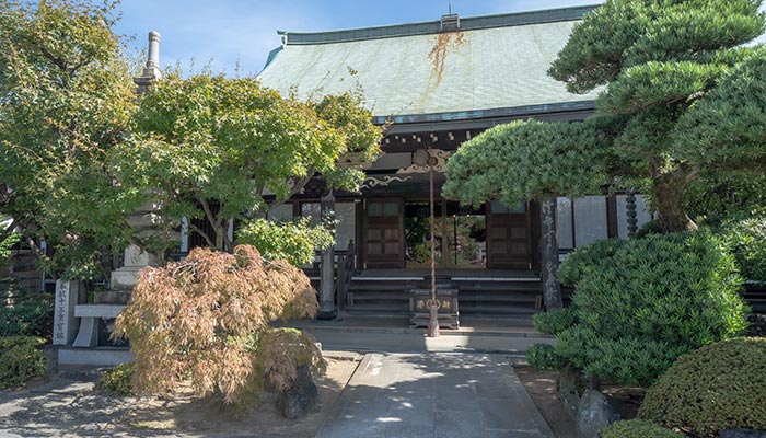 東京都江戸川区にある萬福寺の外観写真